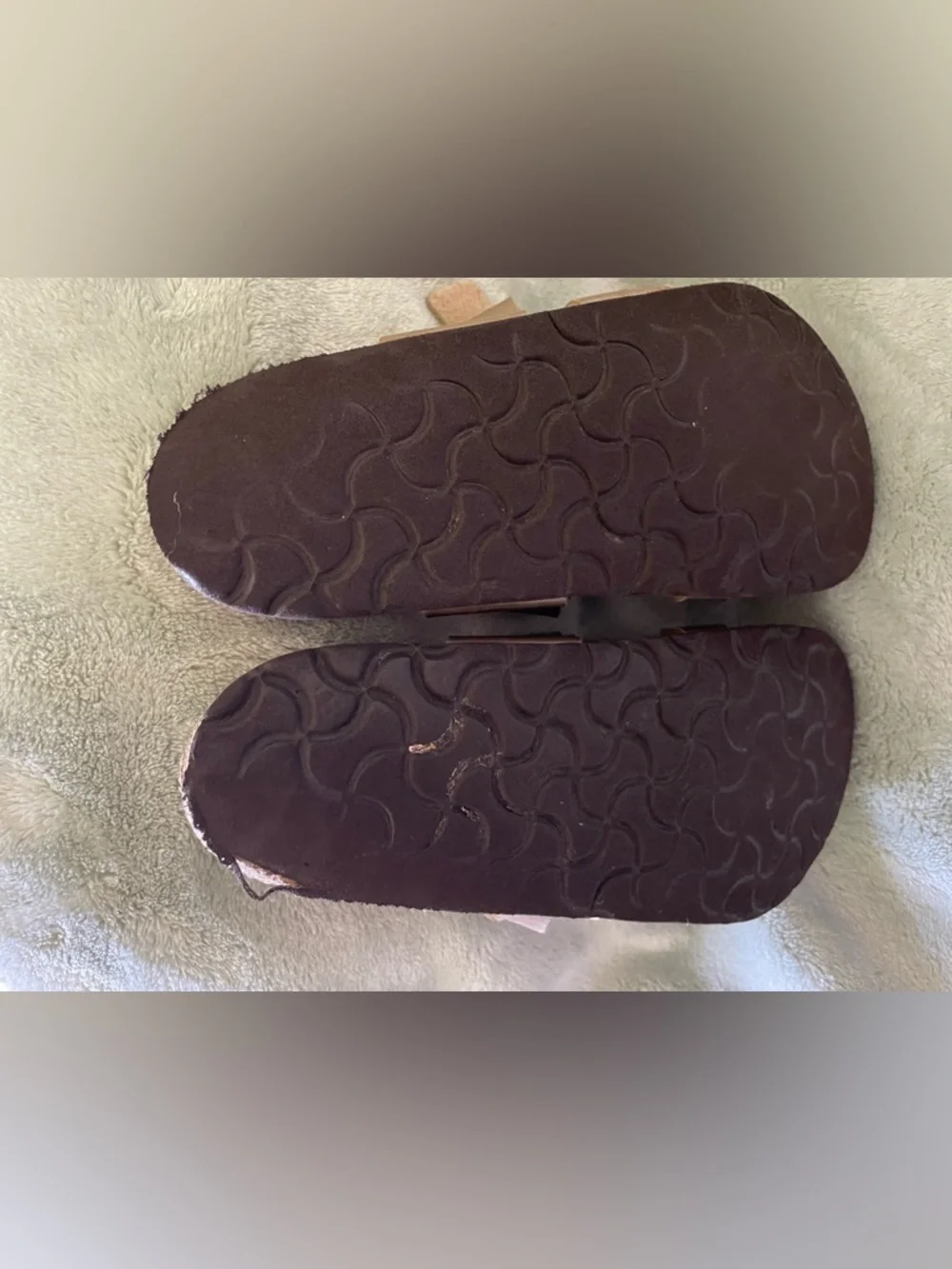 ✨Women’s/Kids Birkenstock Sandals Gold Size 35 - Picture 6 of 6